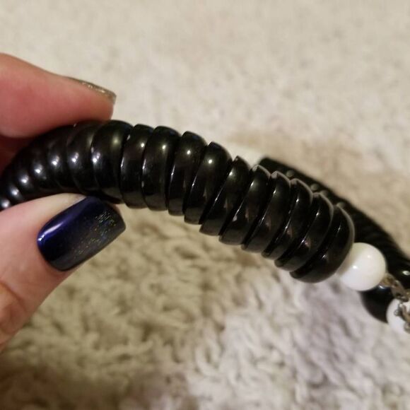 Vintage Black White Funky Bead Necklace - Picture 6 of 7
